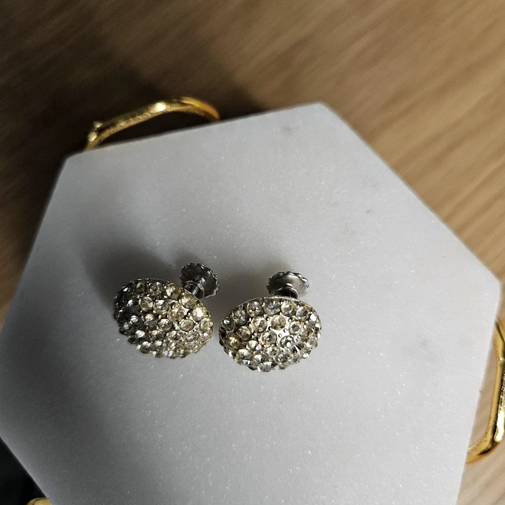 vintage Coro clear rhinestone silver‎ tone round screw back earrings